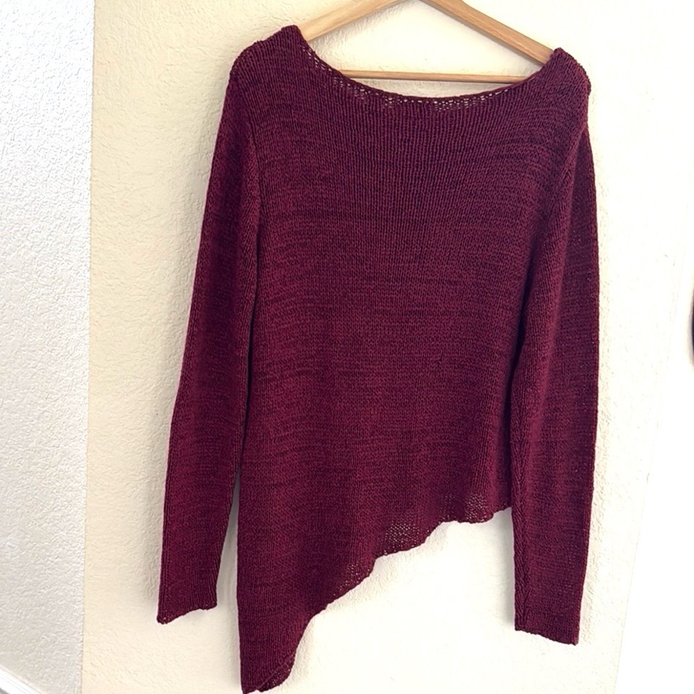 JW Style Women's Asymmetrical Burgundy Sweater.